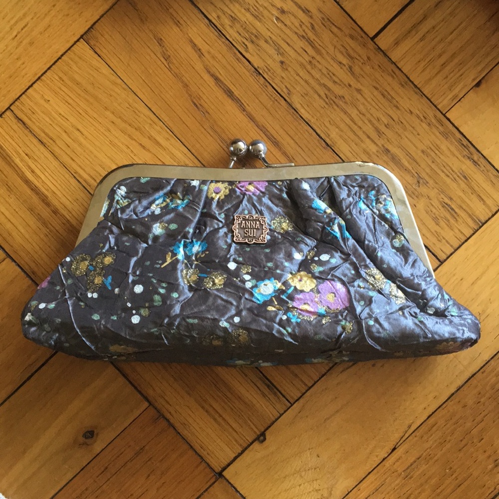 Silver Anna Sui Bag with over the shoulder chain